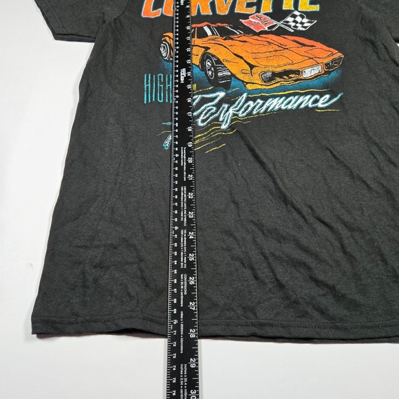 Men's Corvette Graphic T Shirt in Medium - Picture 4 of 5